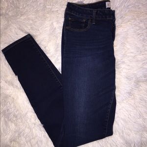 NWOT A&F Skinny Jeans